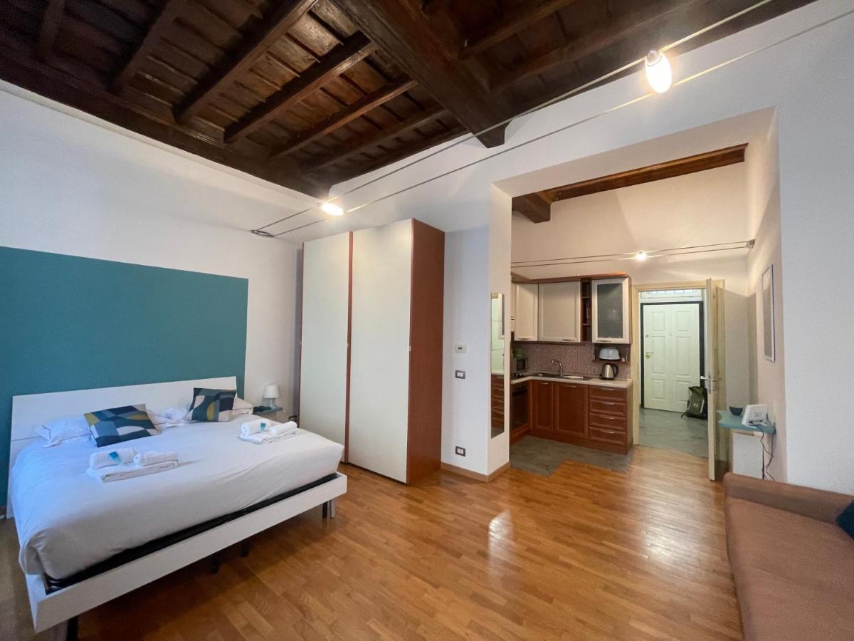 トリノLe Petit Loft - Piazza San Carloアパートメント エクステリア 写真